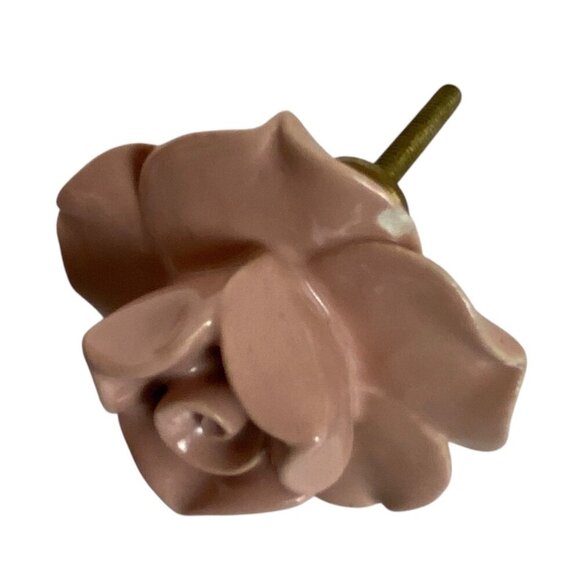 Set Of 4 Vintage Style Blush Pink Ceramic Rose Drawer Knobs With Brass Hardware - Picture 4 of 7